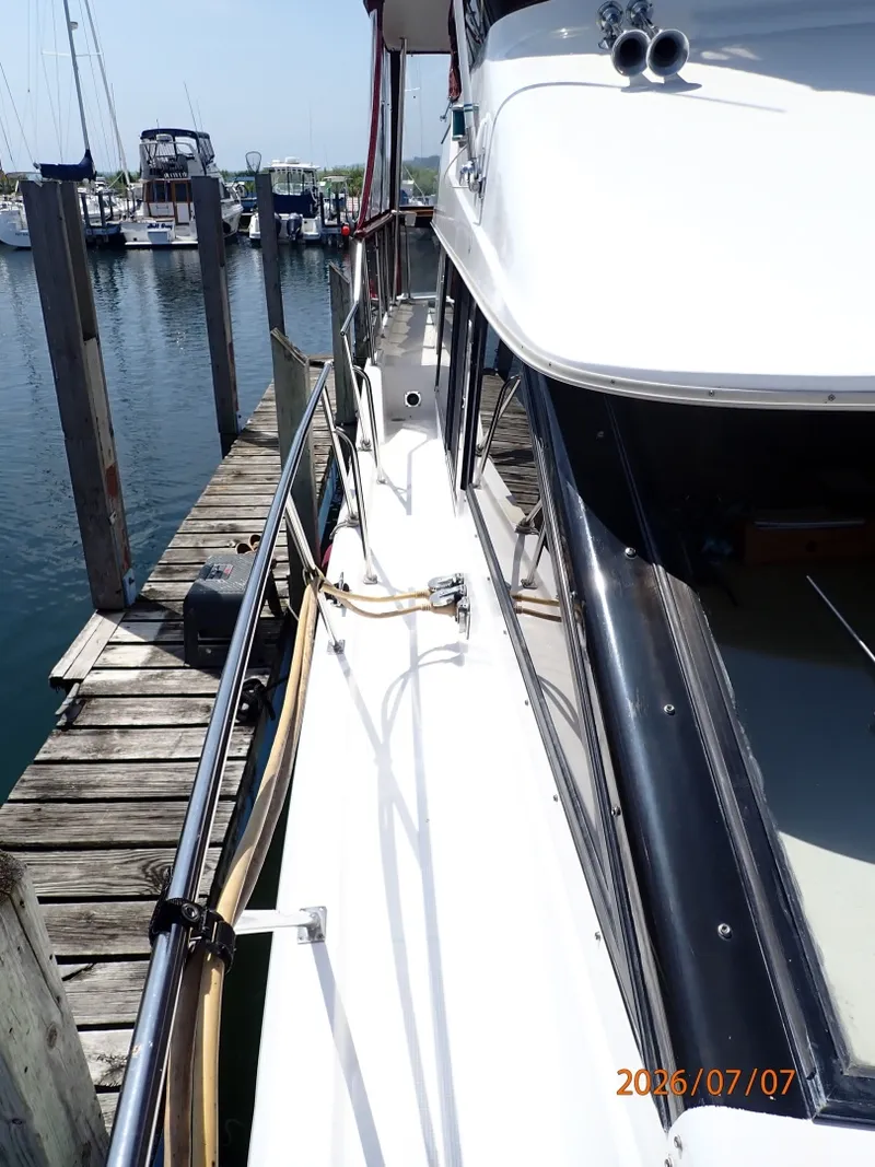 Slide: The Image of 42' Ocean Alexander starboard side deck1 - 6821830