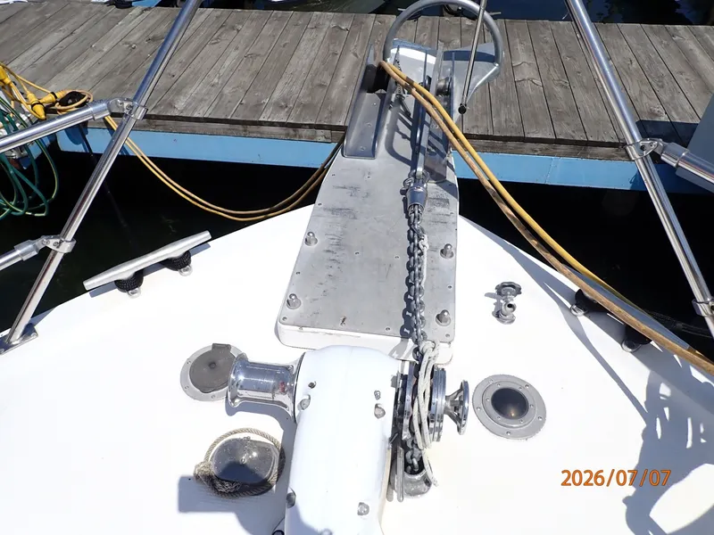 Slide: The Image of 42' Ocean Alexander anchor windlass2 - 6821755
