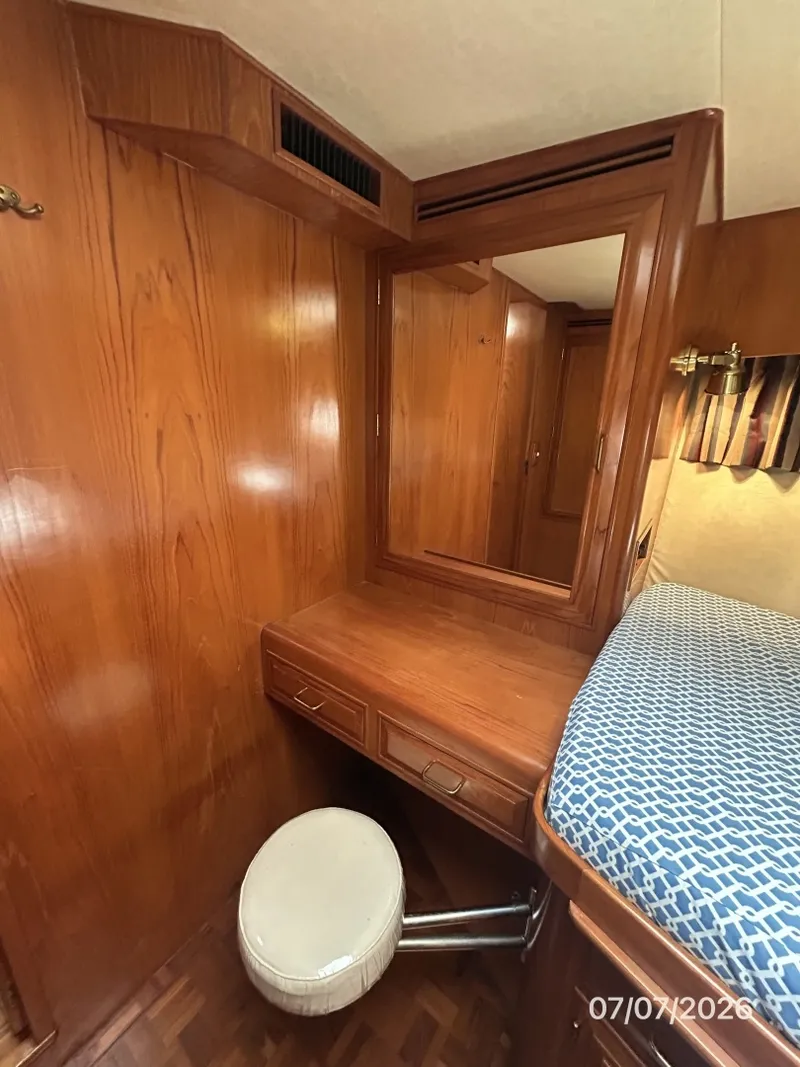 Slide: The Image of 42' Ocean Alexander guest stateroom desk-vanity - 6821789