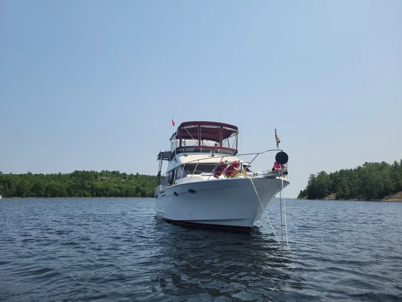 Slide: The Image of 42' Ocean Alexander forward profile - 6821783