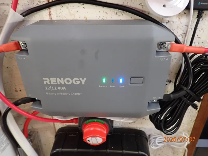 Slide: The Image of 42' Ocean Alexander battery charger2 - 6821762