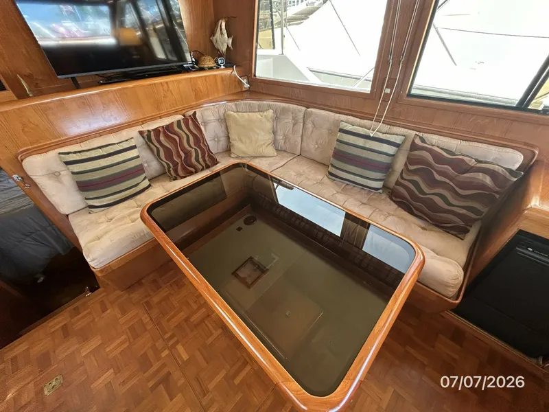 Slide: The Image of 42' Ocean Alexander salon port aft seating - 6821818