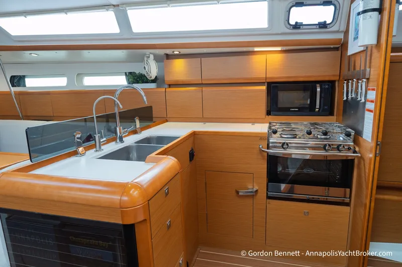 Slide: The Image of Jeanneau Sun Odyssey 439 2015 - 6821190