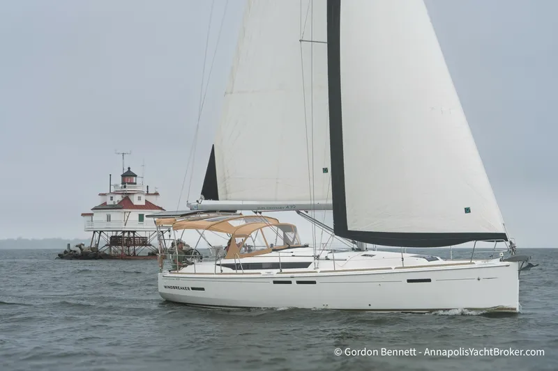 The Image of Jeanneau Sun Odyssey 439 2015 - undefined