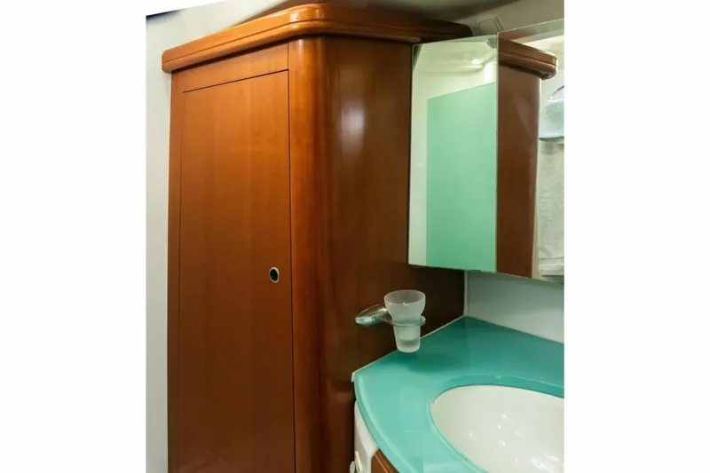 Slide: The Image of Beneteau Oceanis 523 2007 - 6821237