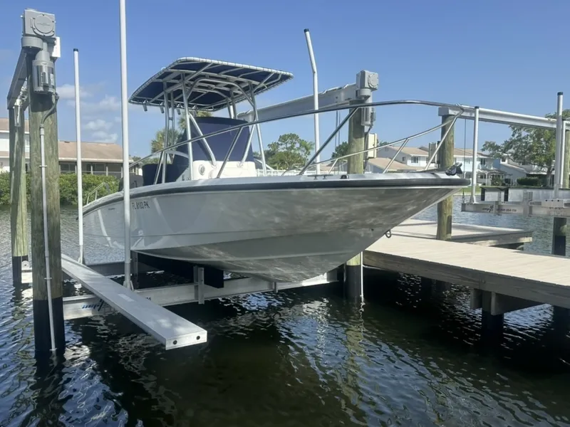 Slide: The Image of Boston Whaler 230 Dauntless 2012 - 6821506