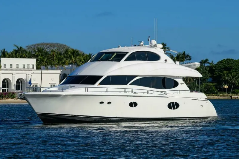 Slide: The Image of Lazzara 80 WILLYN - Port Bow Profile 2007 Lazzara 80 Flybridge Motoryacht WILLYN - 7656599