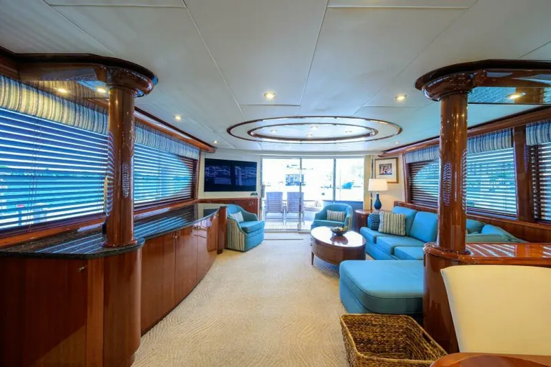 Slide: The Image of Lazzara 80 WILLYN - Salon 2007 Lazzara 80 Flybridge Motoryacht WILLYN - 6823105