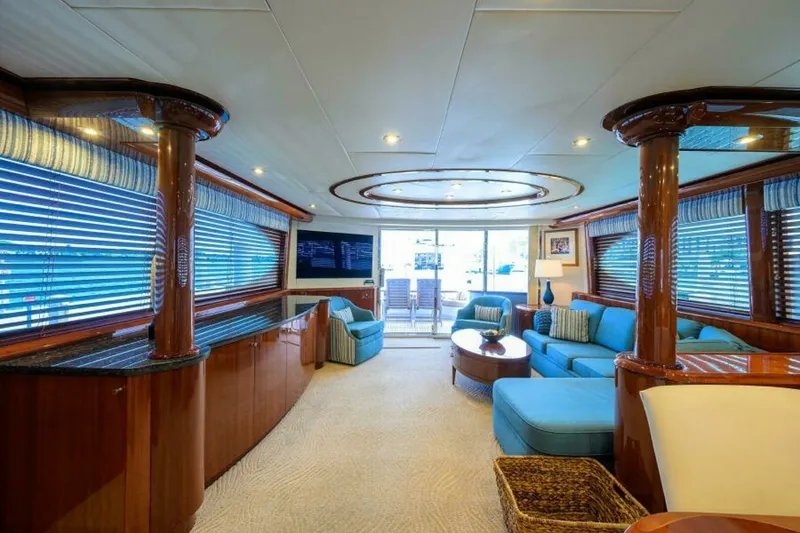 Slide: The Image of Lazzara 80 WILLYN - Salon 2007 Lazzara 80 Flybridge Motoryacht WILLYN - 7656549
