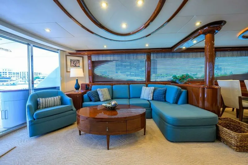Slide: The Image of Lazzara 80 WILLYN - Salon 2007 Lazzara 80 Flybridge Motoryacht WILLYN - 7656548