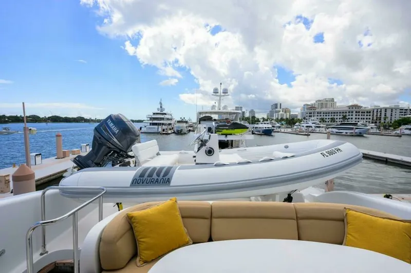 Slide: The Image of Lazzara 80 WILLYN - Enclosed Flybridge Aft Deck 2007 Lazzara 80 Flybridge Motoryacht WILLYN - 7656591