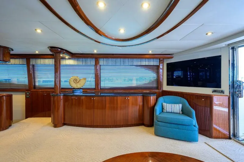 Slide: The Image of Lazzara 80 WILLYN - Salon 2007 Lazzara 80 Flybridge Motoryacht WILLYN - 6823106