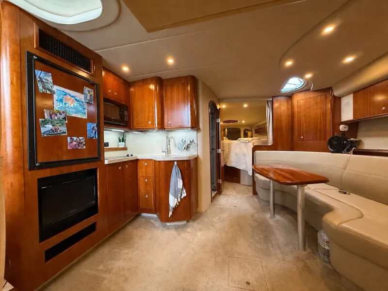 Slide: The Image of Cruisers 370 Express 2006 - 6823662