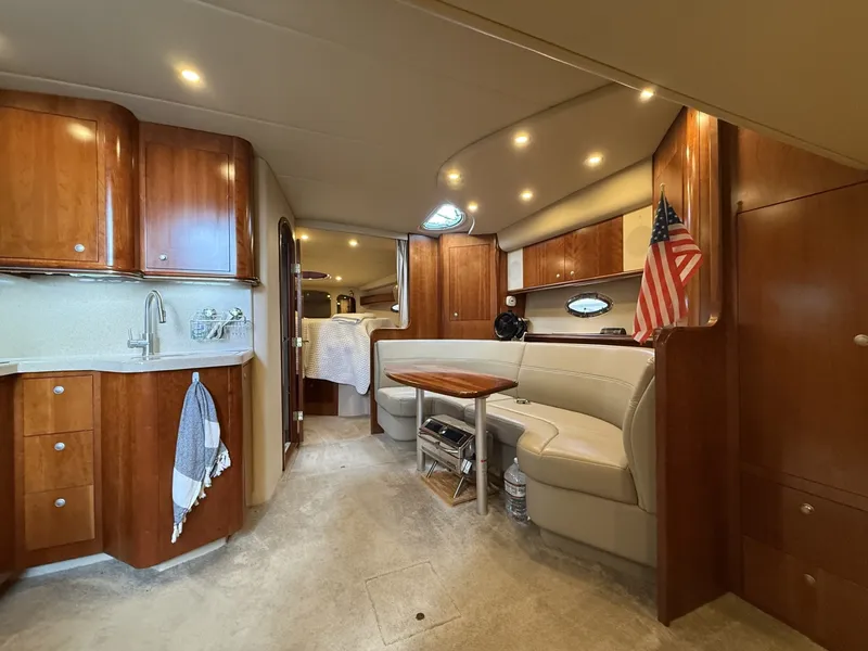Slide: The Image of Cruisers 370 Express 2006 - 6823663