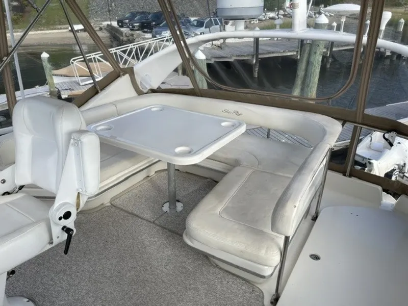 Slide: The Image of Sea Ray 400 Sedan Bridge 2001 - 6824335