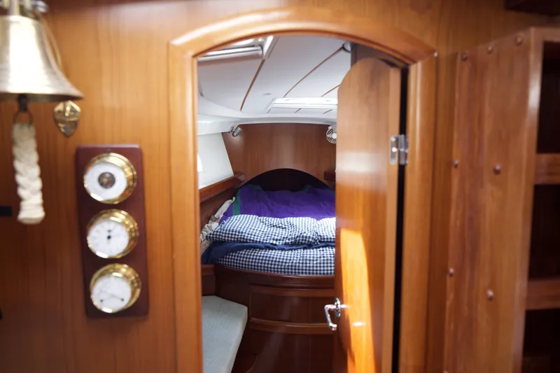 Slide: The Image of Beneteau 423 2005 - 6827174