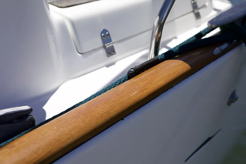 Slide: The Image of Beneteau 423 2005 - 6827146