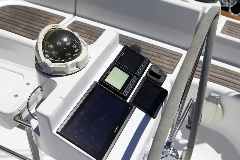 Slide: The Image of Beneteau 423 2005 - 6827140