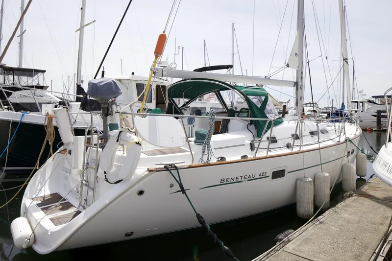 Slide: The Image of Beneteau 423 2005 - 6827180