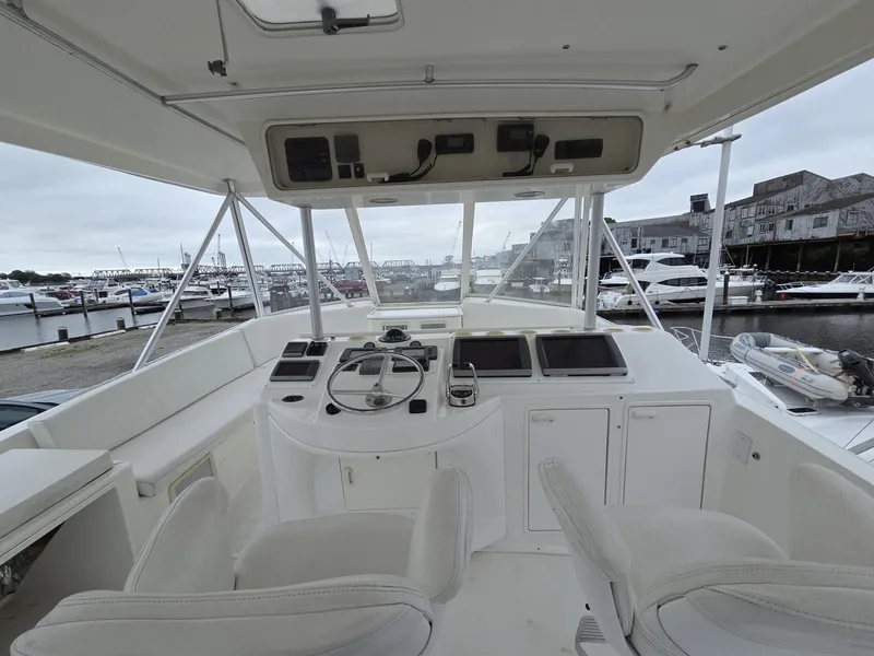 Slide: The Image of Ocean Yachts Super Sport 2002 - 6827879