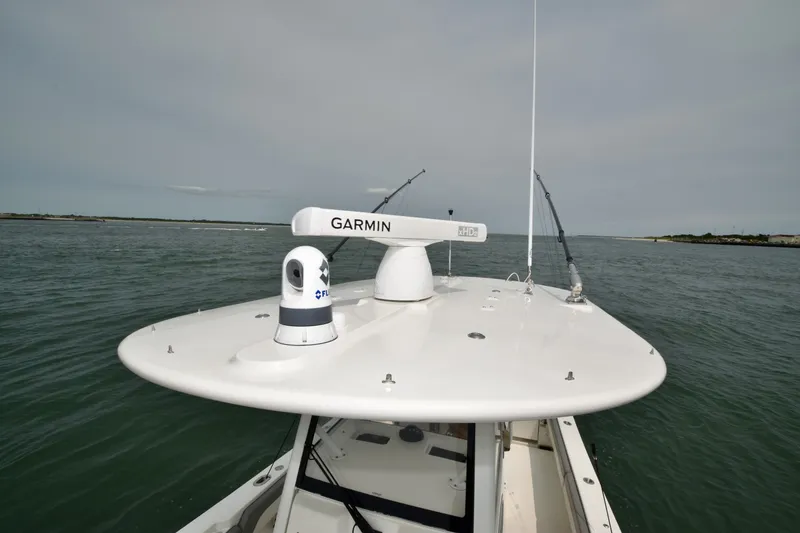Slide: The Image of Regulator Marine 28 FS 2023 - 6840628