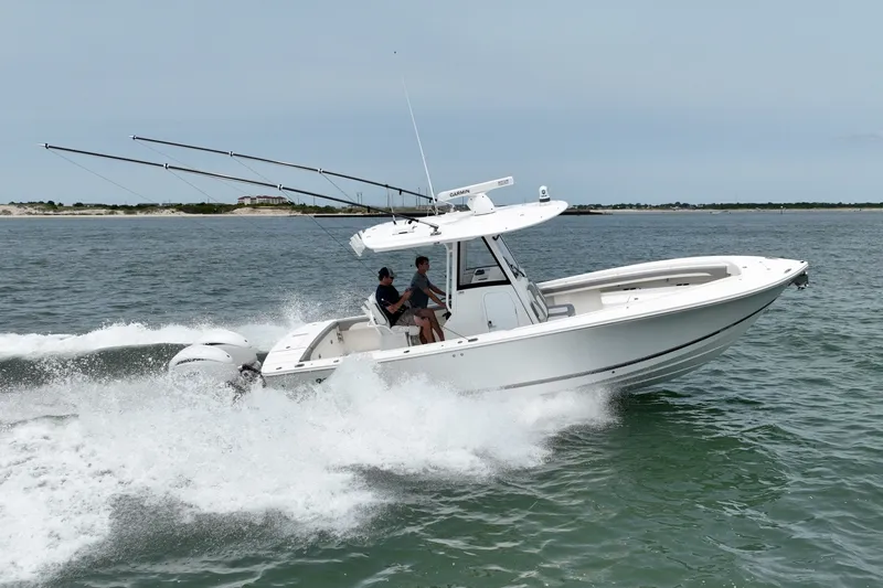 Slide: The Image of Regulator Marine 28 FS 2023 - 6840611