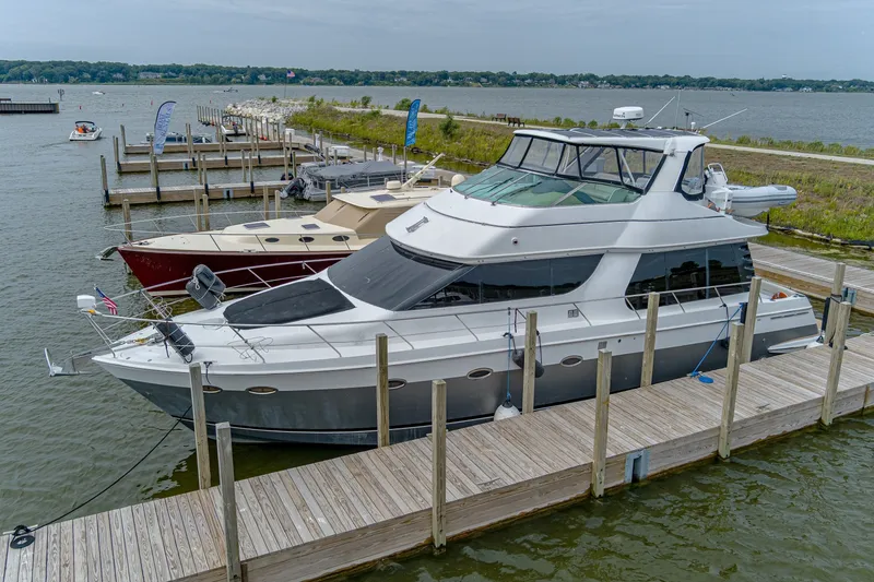 Slide: The Image of Carver Yachts 530 Voyager Sky Lounge 2002 - 7144022
