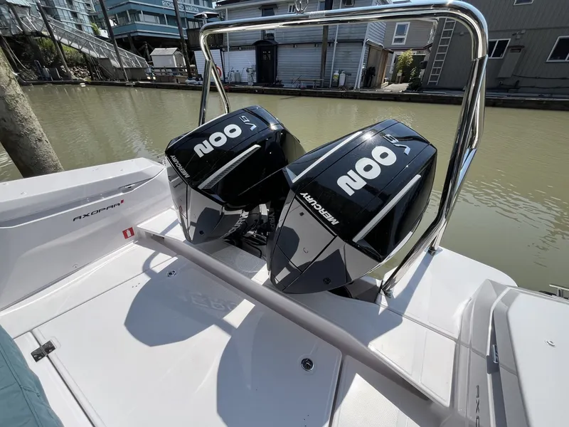 Slide: The Image of Axopar 29 Cross Cabin XC 2025 - 6830172