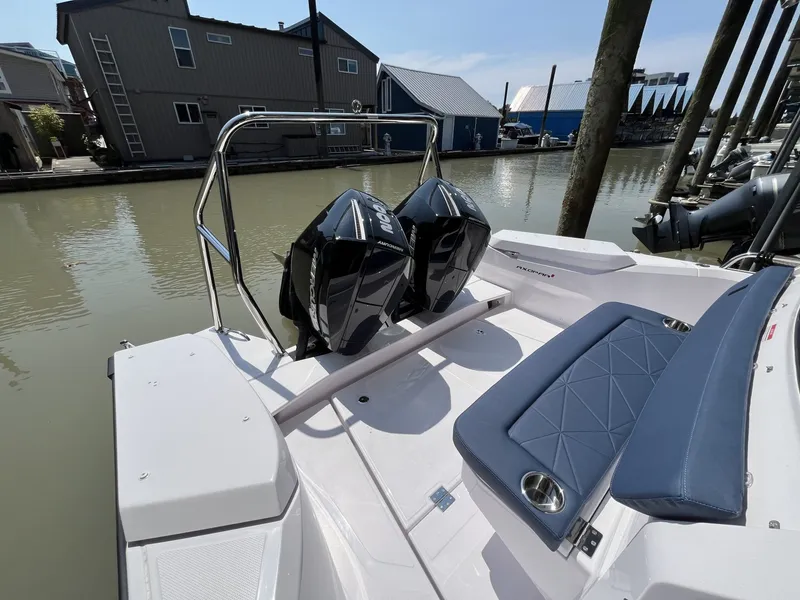 Slide: The Image of Axopar 29 Cross Cabin XC 2025 - 6830174