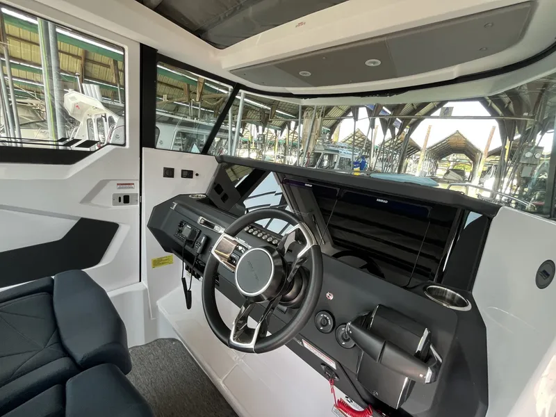 Slide: The Image of Axopar 29 Cross Cabin XC 2025 - 6830190