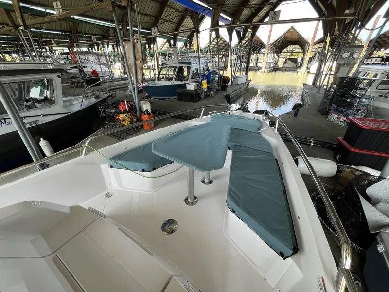 Slide: The Image of Axopar 29 Cross Cabin XC 2025 - 6830196