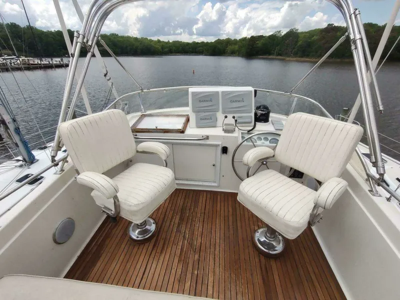 Slide: The Image of Grand Banks Eastbay 40 Flybridge 1996 - 6830118