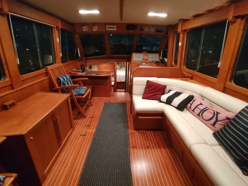 Slide: The Image of Grand Banks Eastbay 40 Flybridge 1996 - 6830161