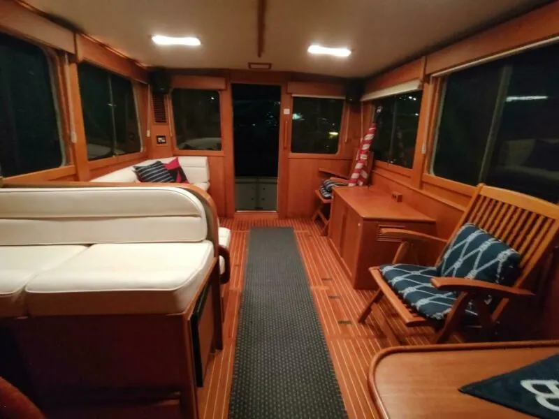 Slide: The Image of Grand Banks Eastbay 40 Flybridge 1996 - 7384398
