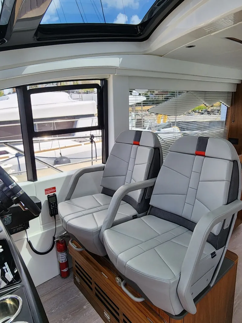 Slide: The Image of Sunseeker 55 Predator EVO 2023 - 6832341