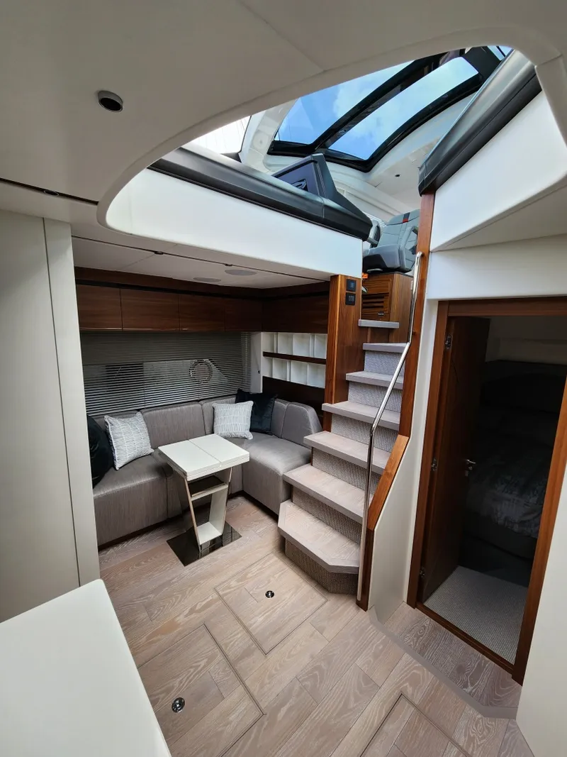 Slide: The Image of Sunseeker 55 Predator EVO 2023 - 6832348