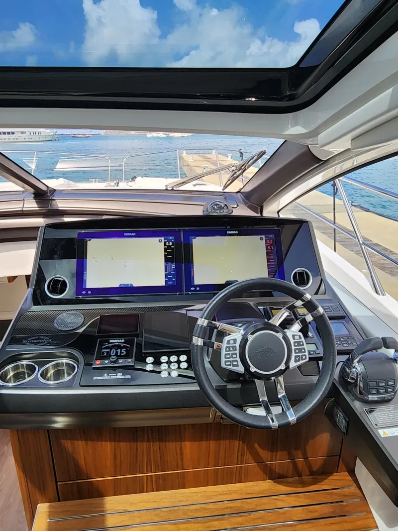 Slide: The Image of Sunseeker 55 Predator EVO 2023 - 6832343
