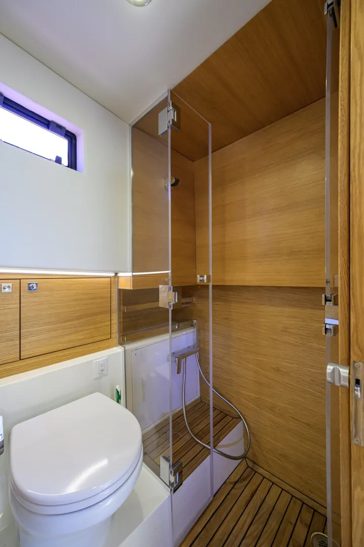 Slide: The Image of De Antonio D42 Open 2023 - 6830954