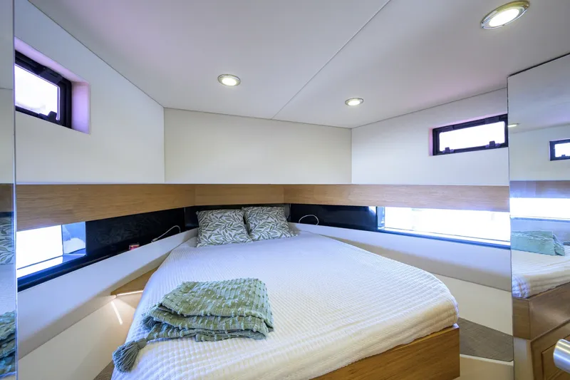 Slide: The Image of De Antonio D42 Open 2023 - 6830943