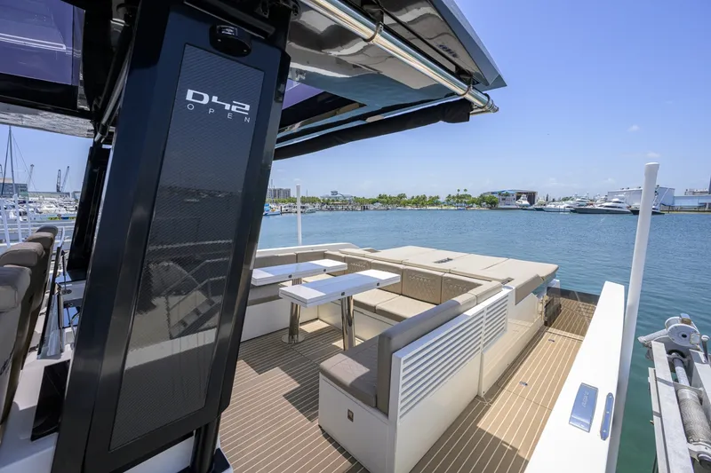Slide: The Image of De Antonio D42 Open 2023 - 6830928
