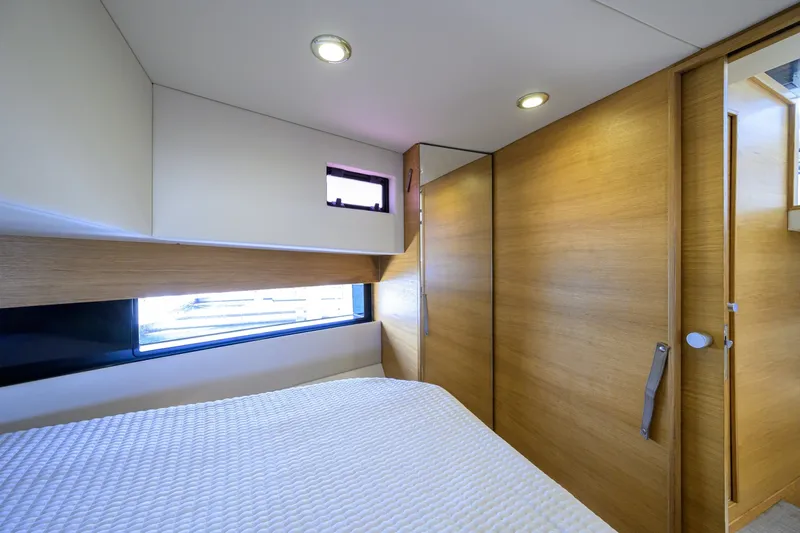 Slide: The Image of De Antonio D42 Open 2023 - 6830944