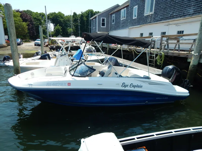 Slide: The Image of Bayliner VR5 2017 - 6830865