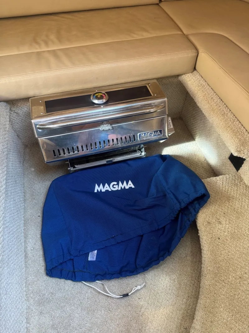 Slide: The Image of Sea Ray 320 Sundancer 2007 - 6831696