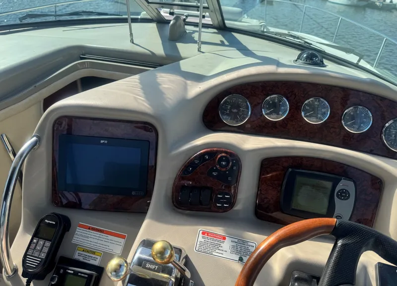 Slide: The Image of Sea Ray 320 Sundancer 2007 - 6831717