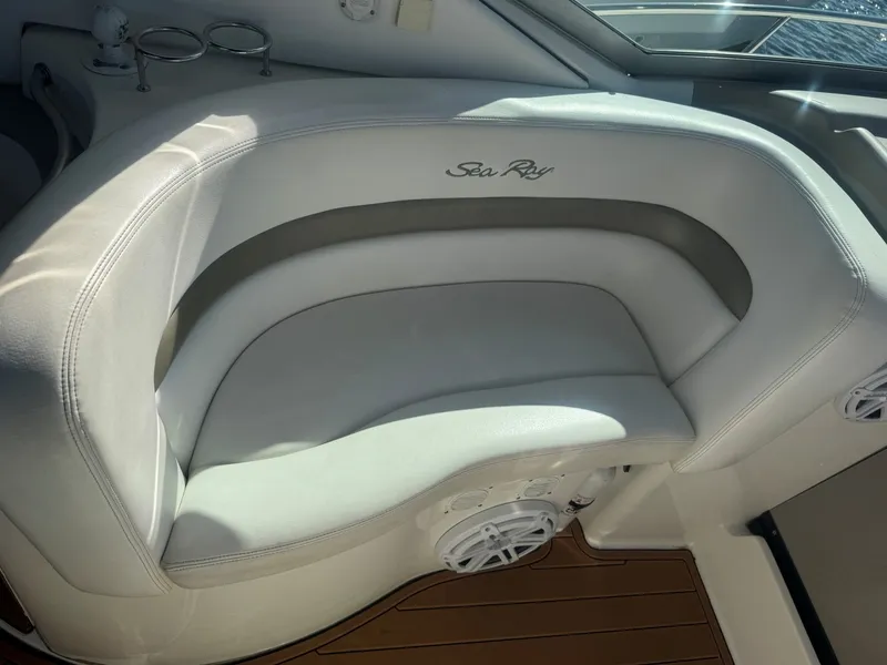 Slide: The Image of Sea Ray 320 Sundancer 2007 - 6831743