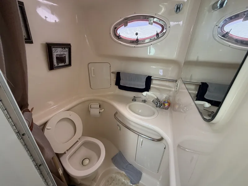Slide: The Image of Sea Ray Sundancer 330 1997 - 6832544