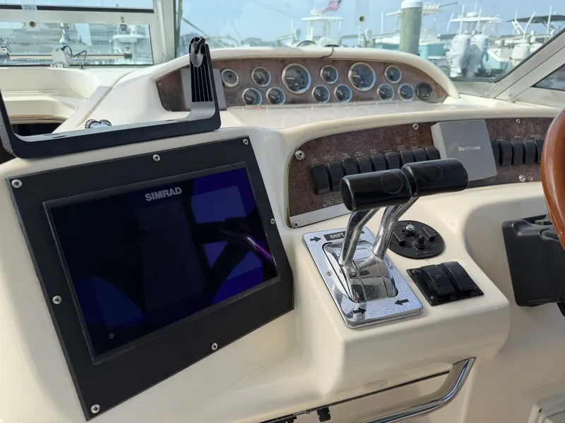 Slide: The Image of Sea Ray Sundancer 330 1997 - 6832532