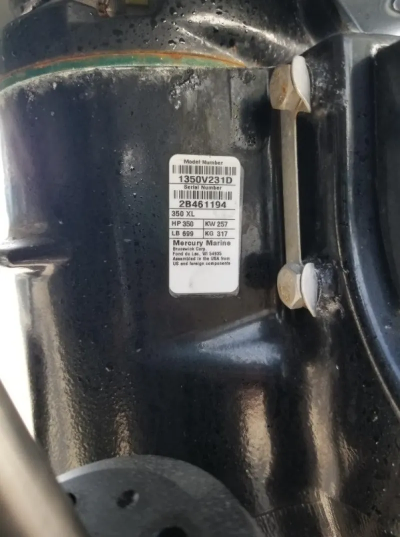 Slide: The Image of Boston Whaler 24 2018 - 6836734