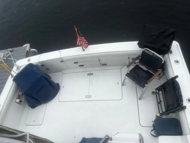 Slide: The Image of Cockpit From Flybridge 2 - 6837708