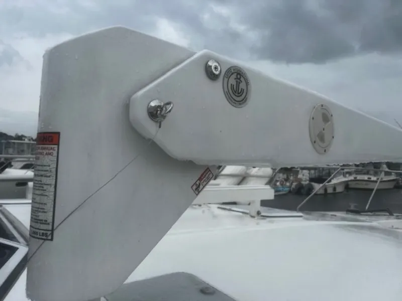 Slide: The Image of Dinghy Crane - 6837711